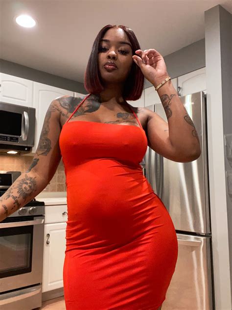 Gwentefani Sparks Pregnancy Rumors with Cryptic Post