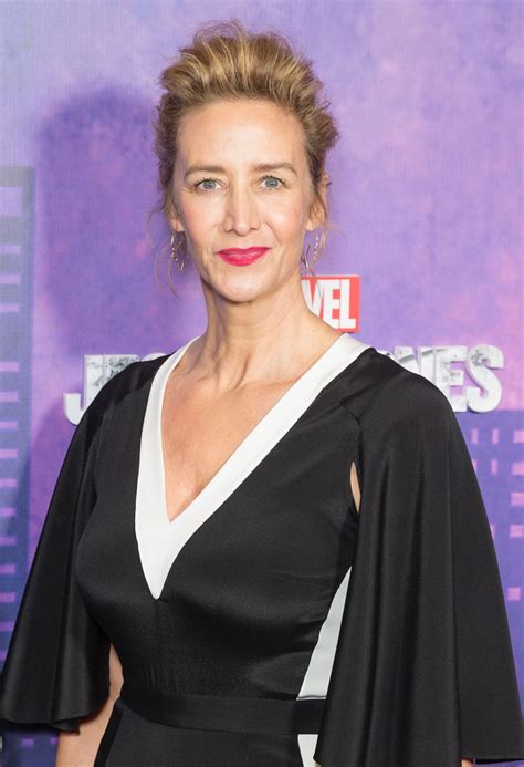 Janet McTeer: Uncovering the Height of a Multi-faceted Talent